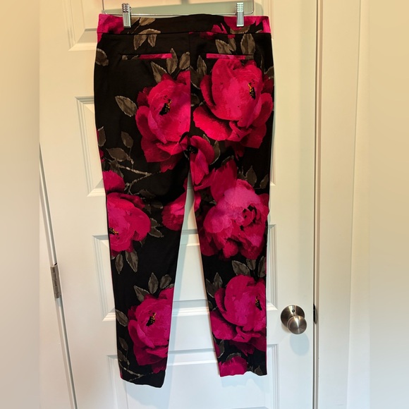 Trina Turk flower print cropped pants - Picture 2 of 4
